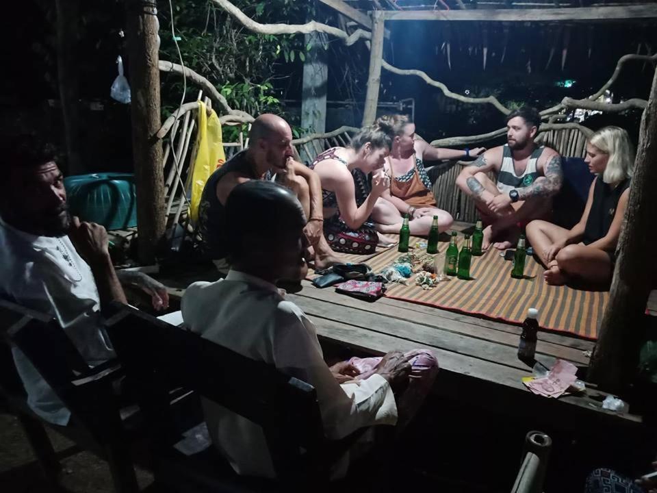 Easy Huts Hotel Koh Lanta Exterior photo