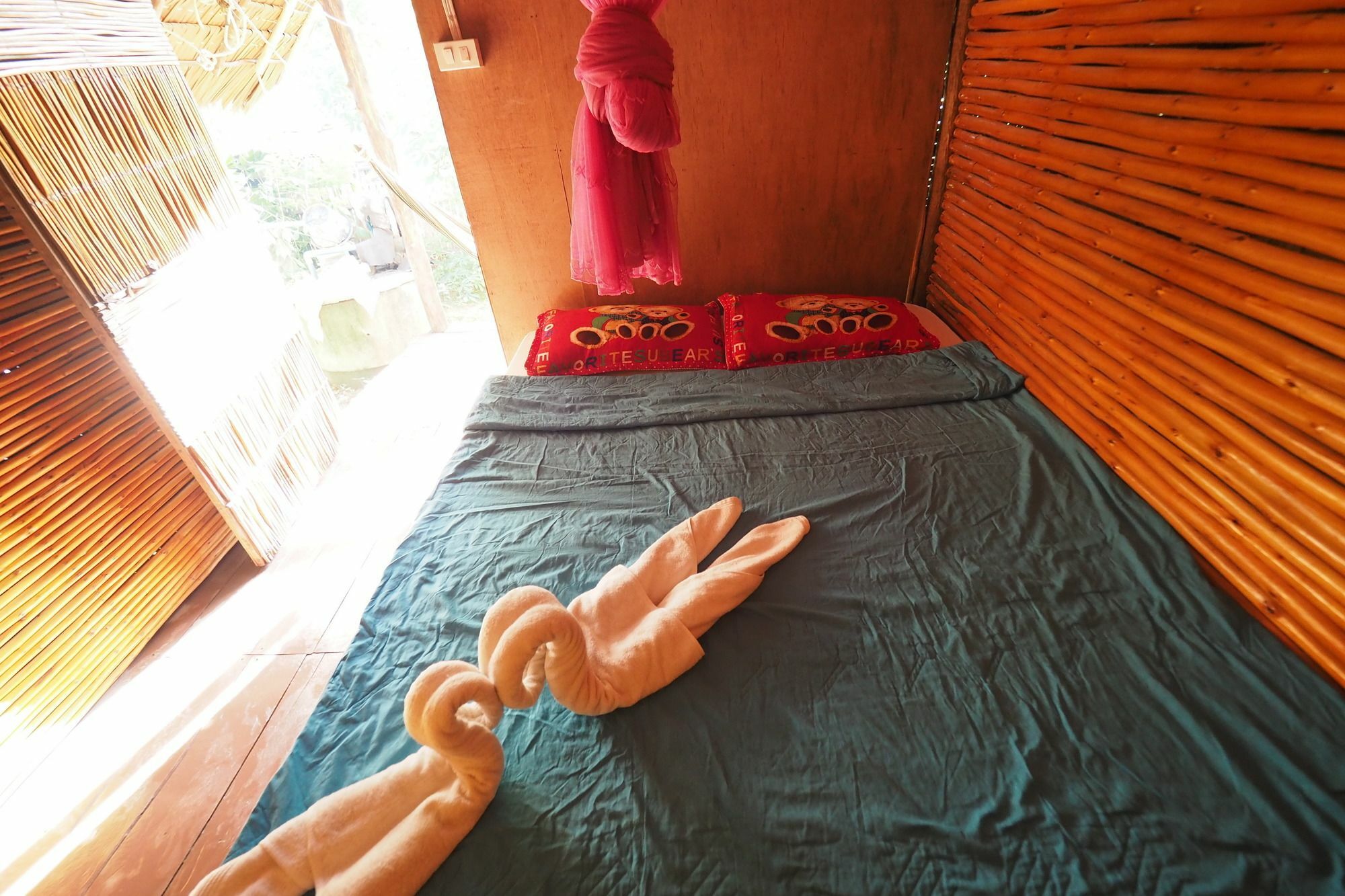 Easy Huts Hotel Koh Lanta Exterior photo