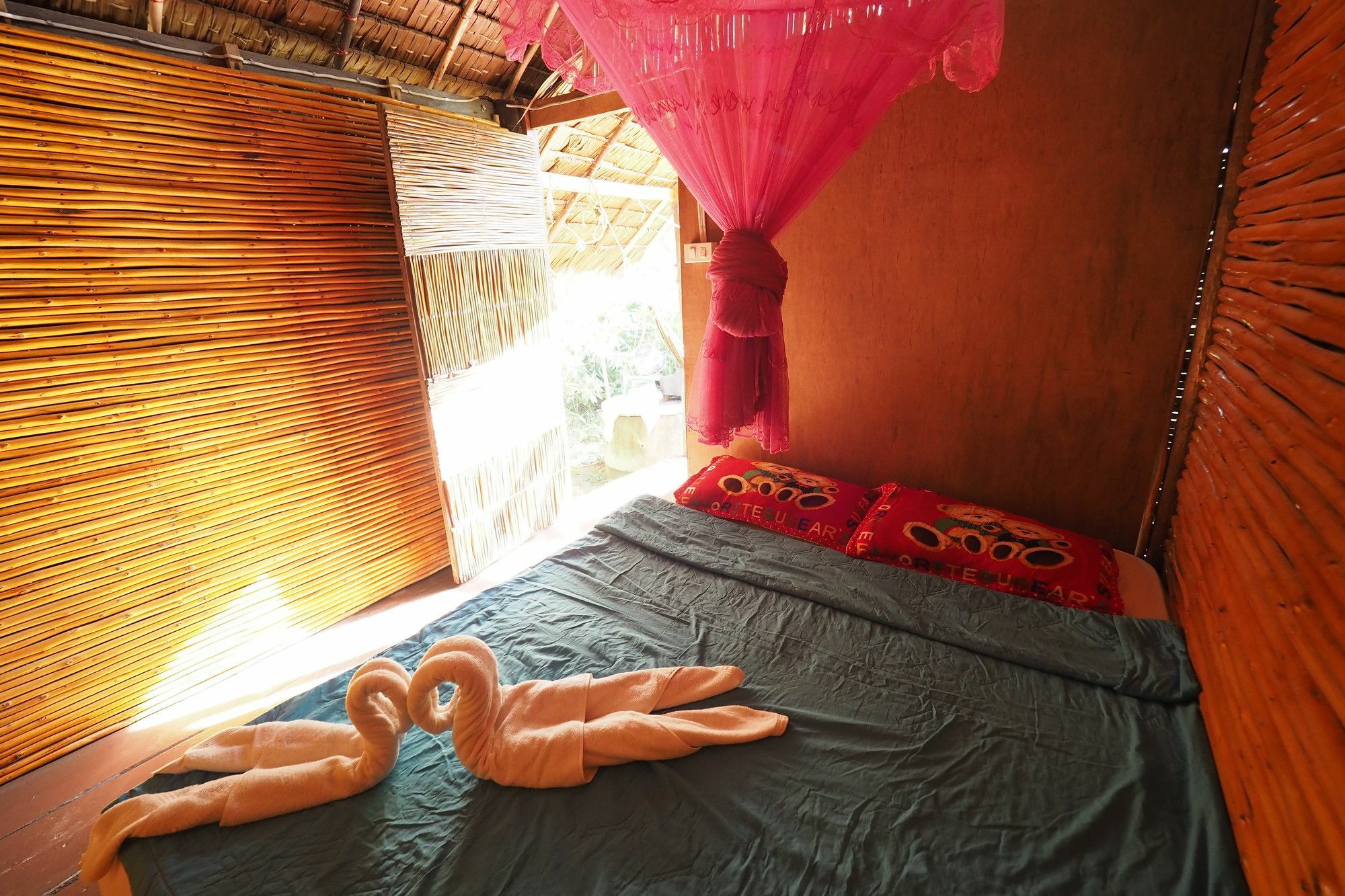 Easy Huts Hotel Koh Lanta Exterior photo